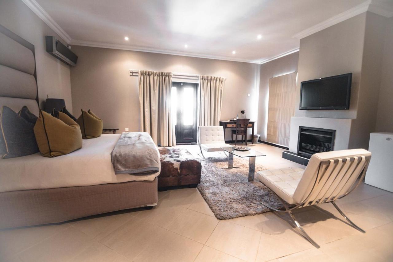 The Capital Guest House Габороне Экстерьер фото