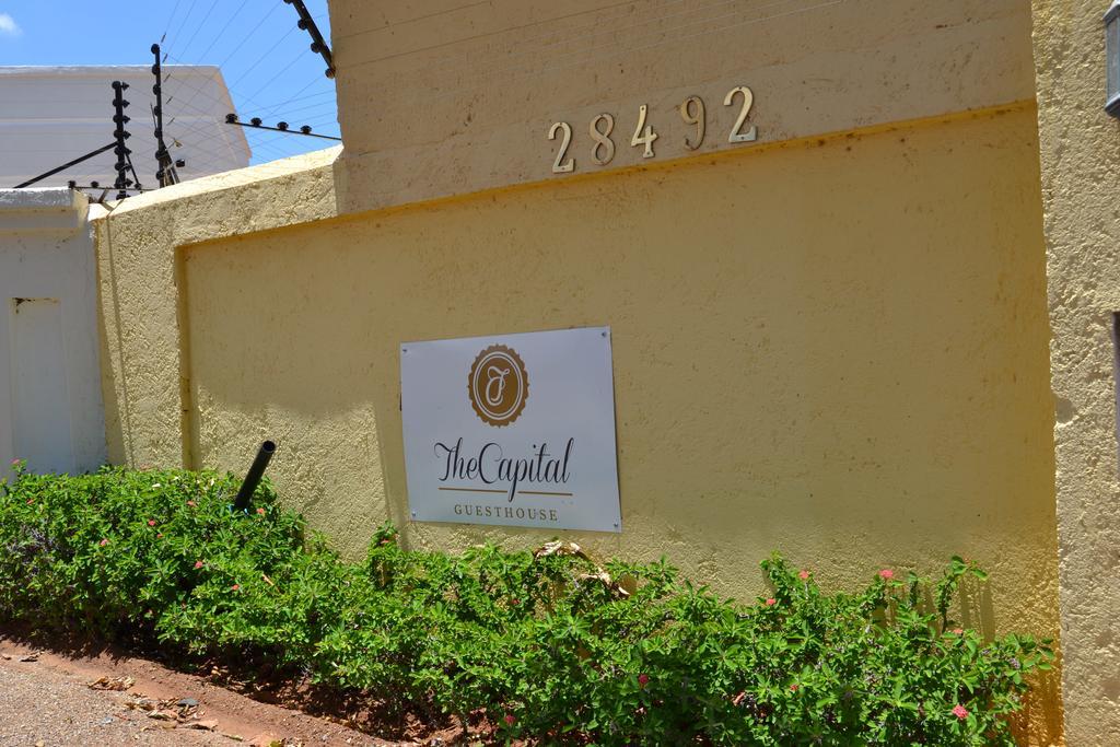 The Capital Guest House Габороне Экстерьер фото